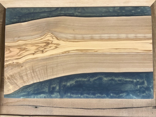 Custom Epoxy Wood Charcuterie Board Green / Raw Wood