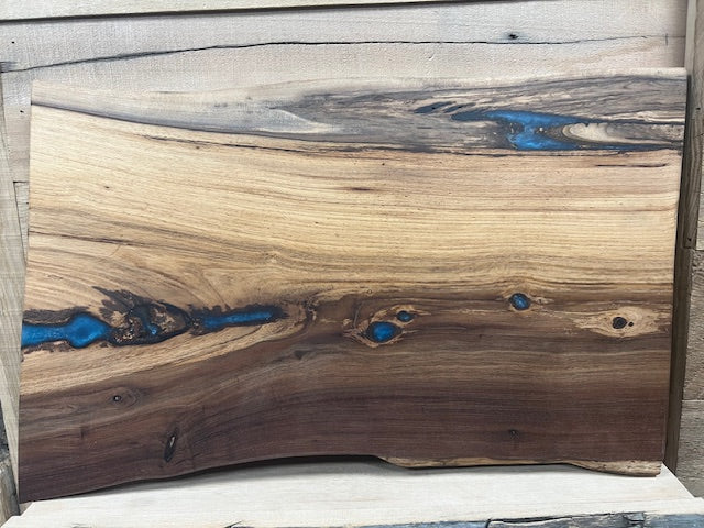 Custom Epoxy Wood Charcuterie Board Stained Wood / Blue